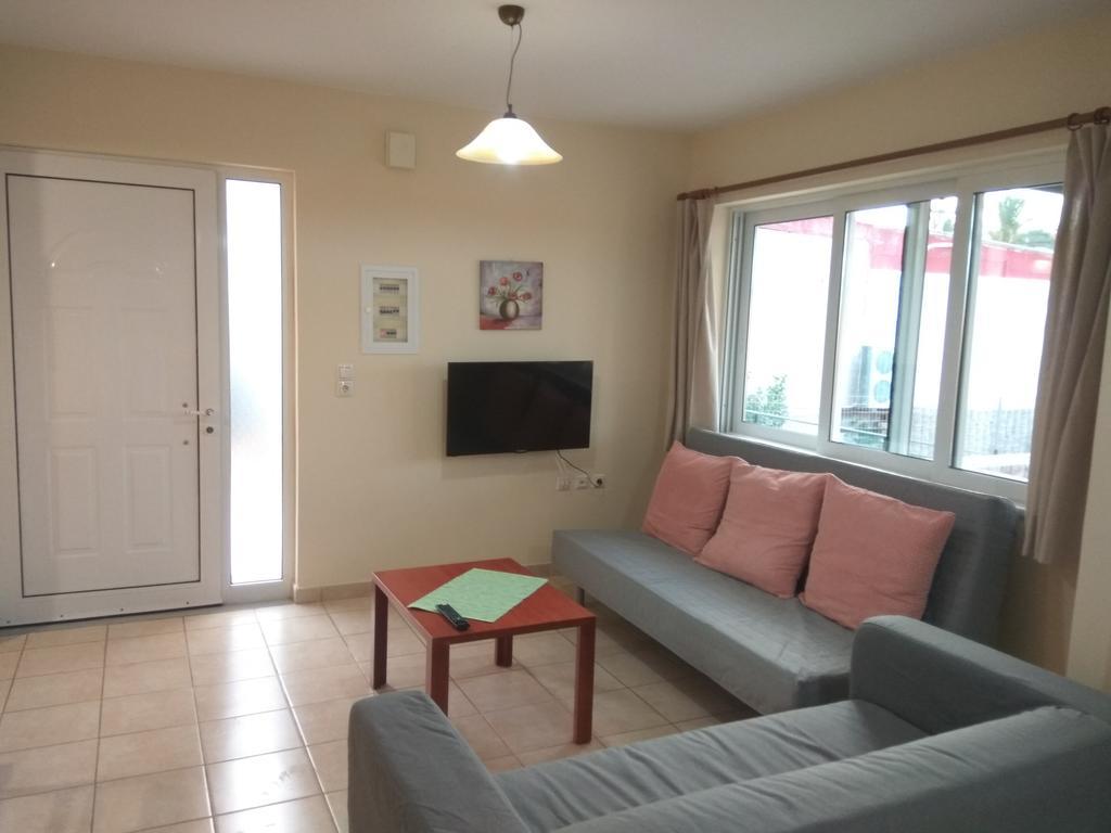 House Near The Sea Villa Gerani  Exterior foto